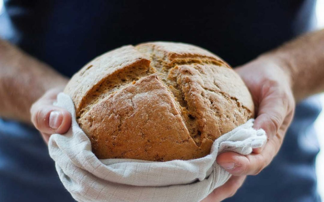 La misericordia toca al intocable y ama al que no es amado